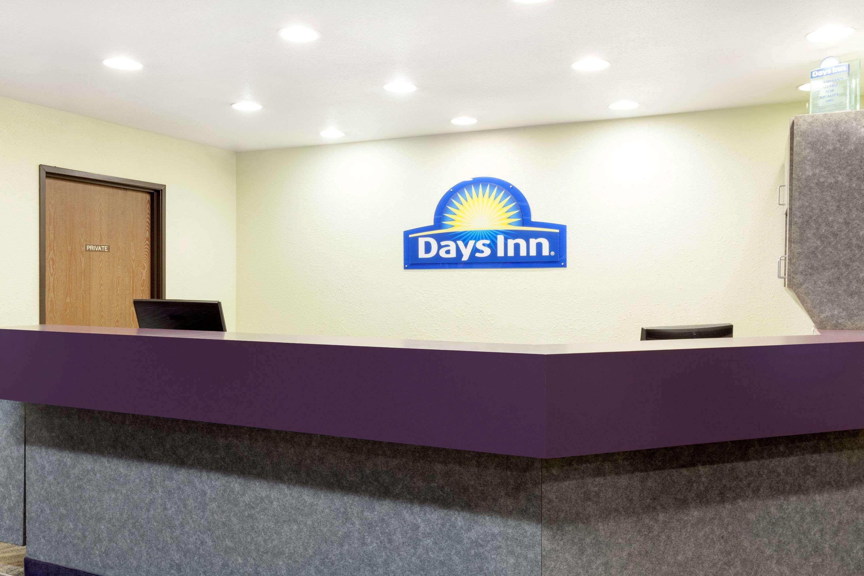 Days Inn By Wyndham Missoula Airport Wye Exterior foto
